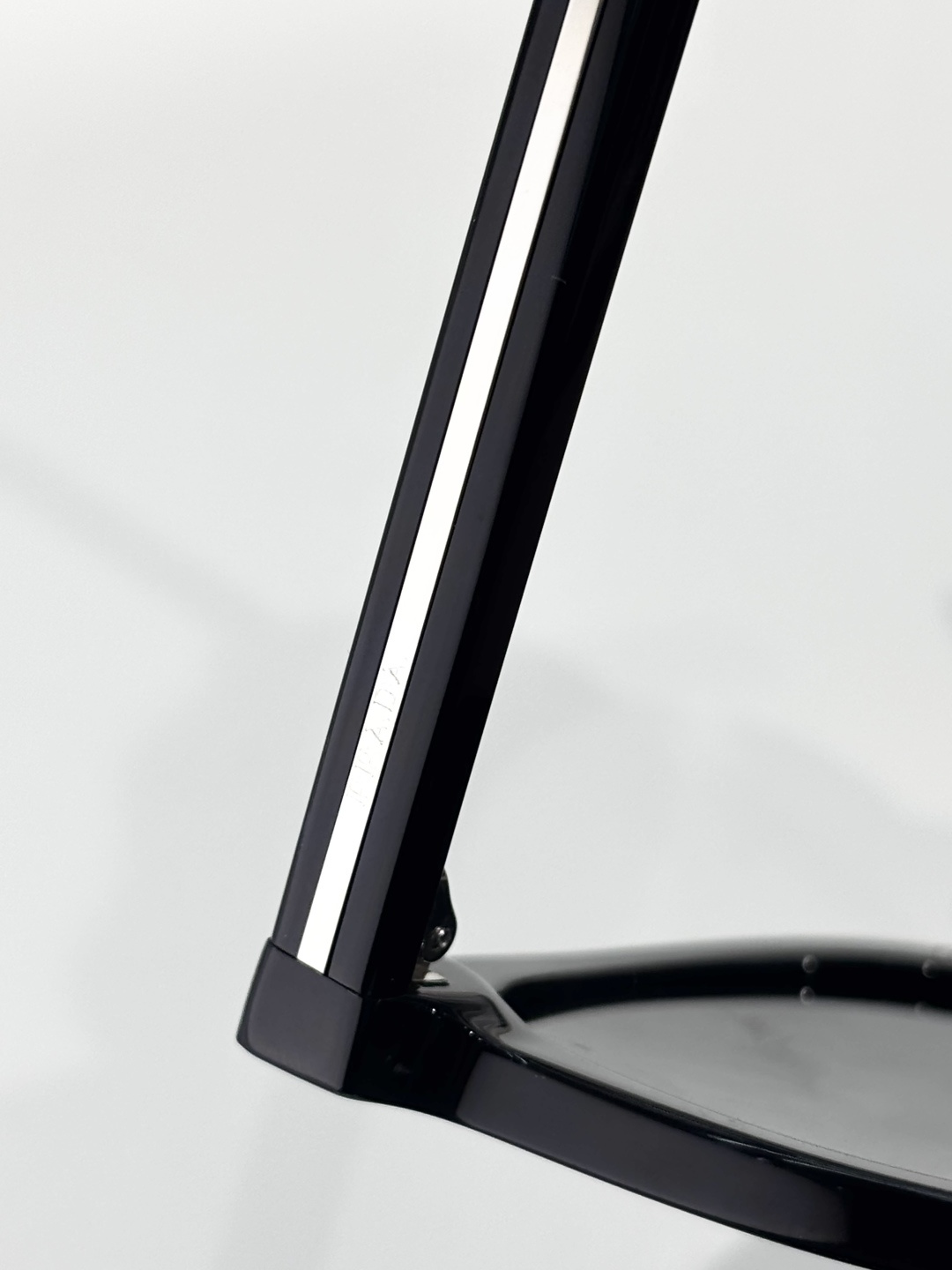 PRAD*MODEL:SPR C01SSIZE：52口23-145