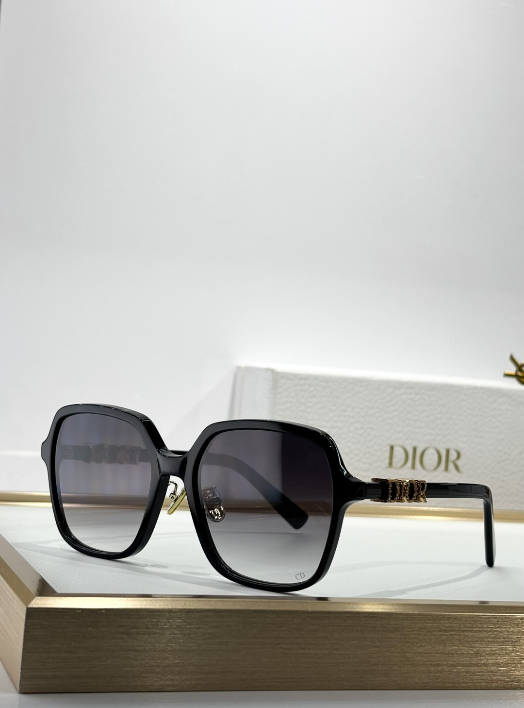 DIORMOD：DiorTreasureS1FSize：56口18 145
