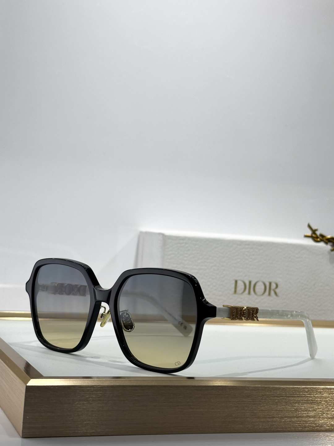 DIORMOD：DiorTreasureS1FSize：56口18 145