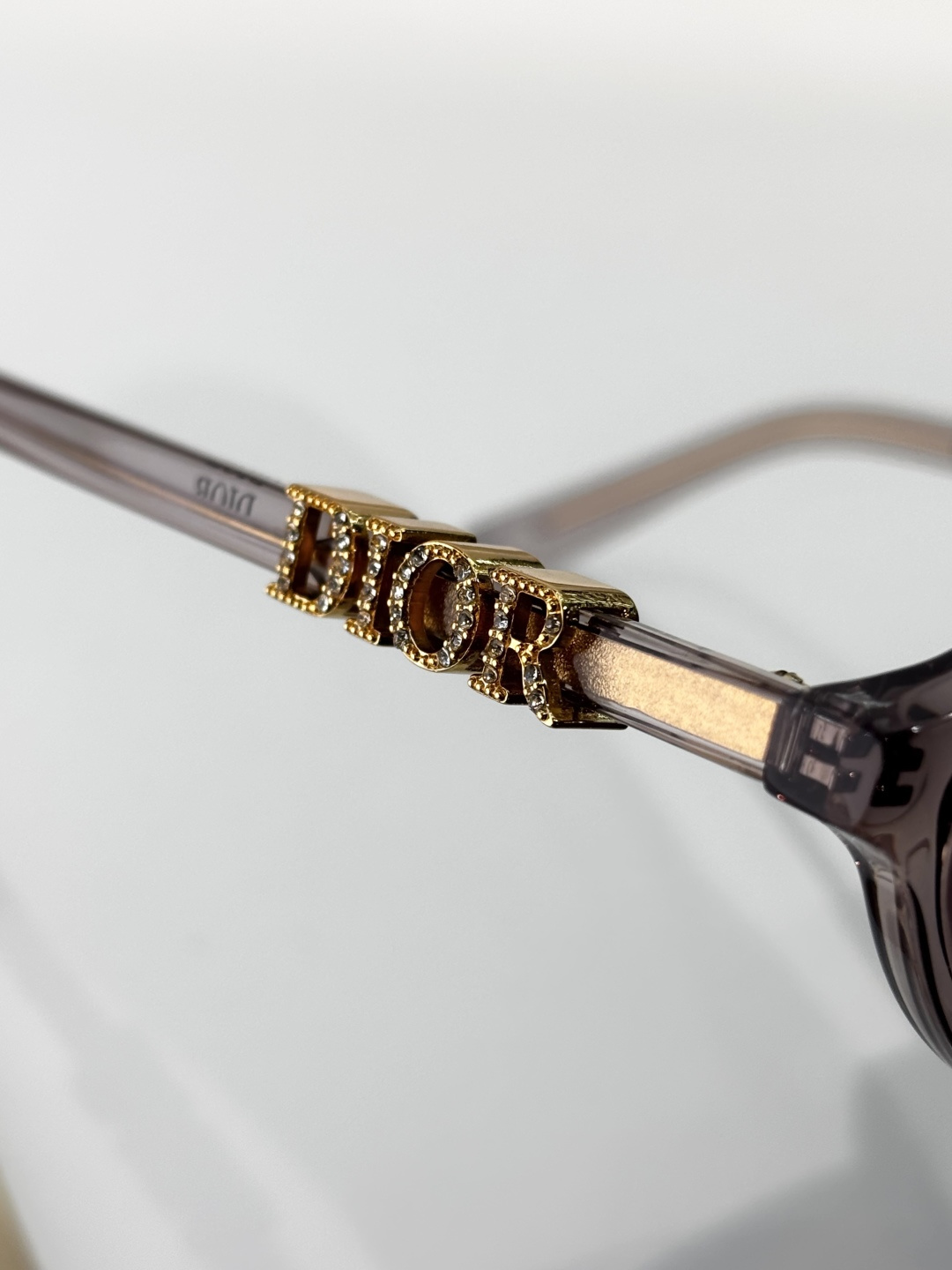 DIORMOD：DiorTreasureR1FSize：57口17 145