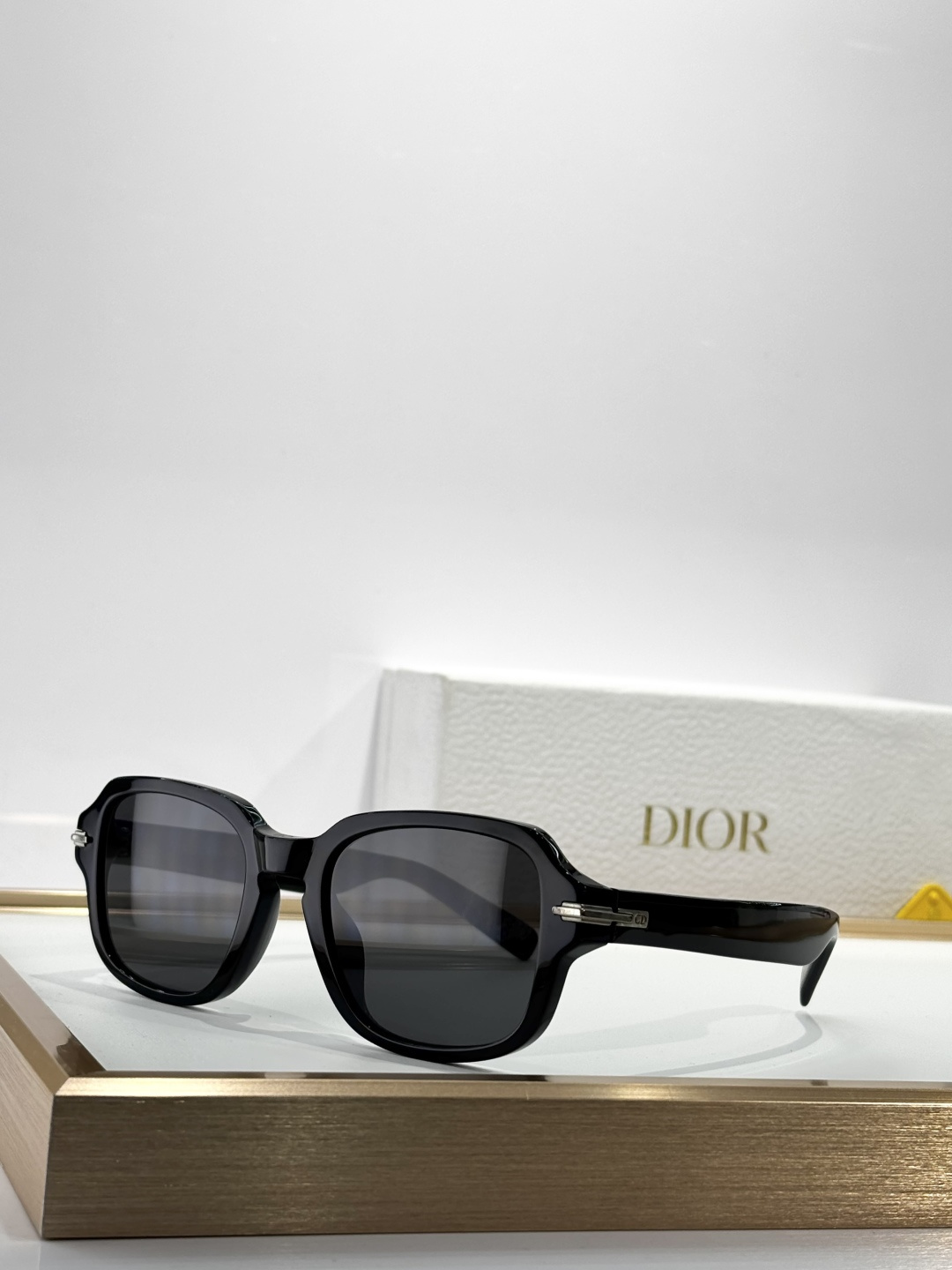 DiorMod：DIORBLACKSUIT S51Size：52-21-145