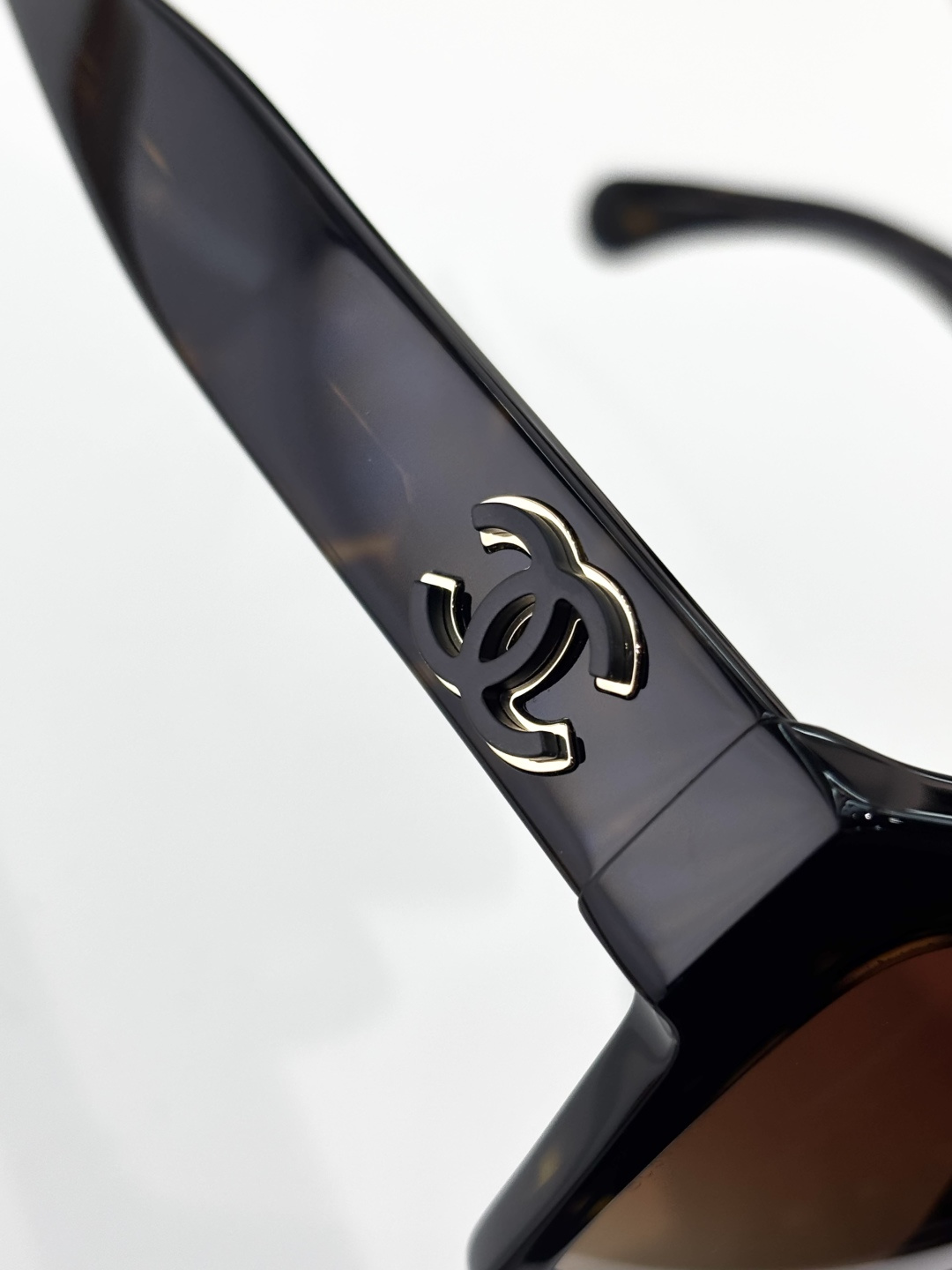 CHANE*MODEL：5557 SIZE：54口17-140