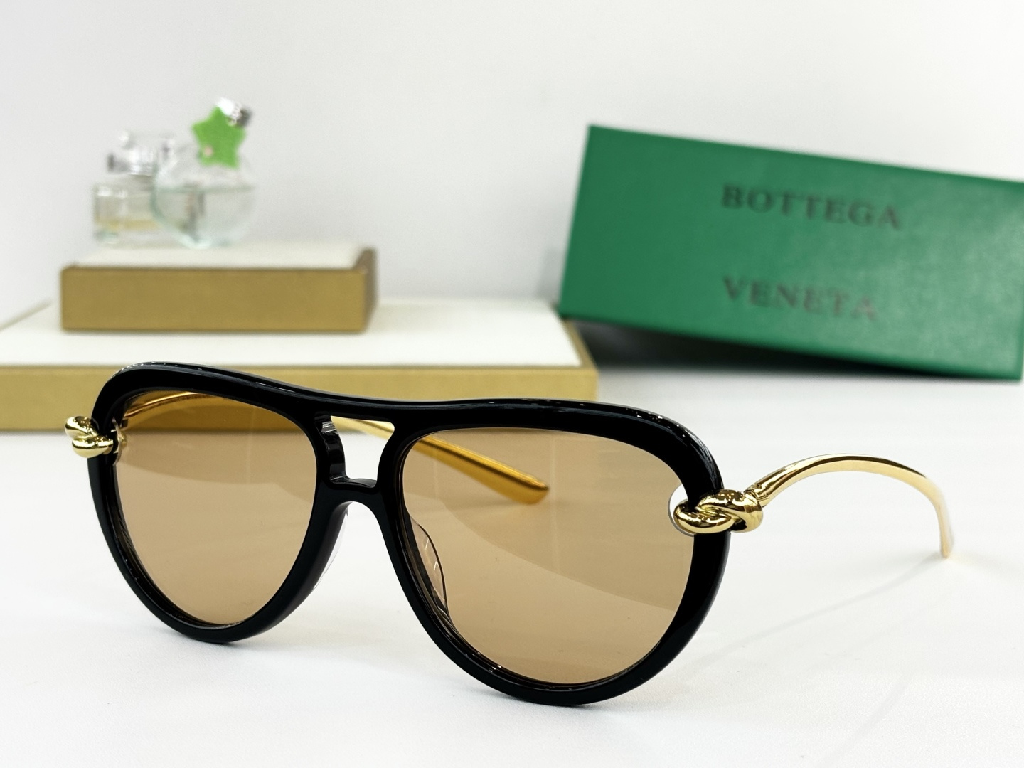 Bottega Venet*MODEL：BV1418SSIZE：58口15-145