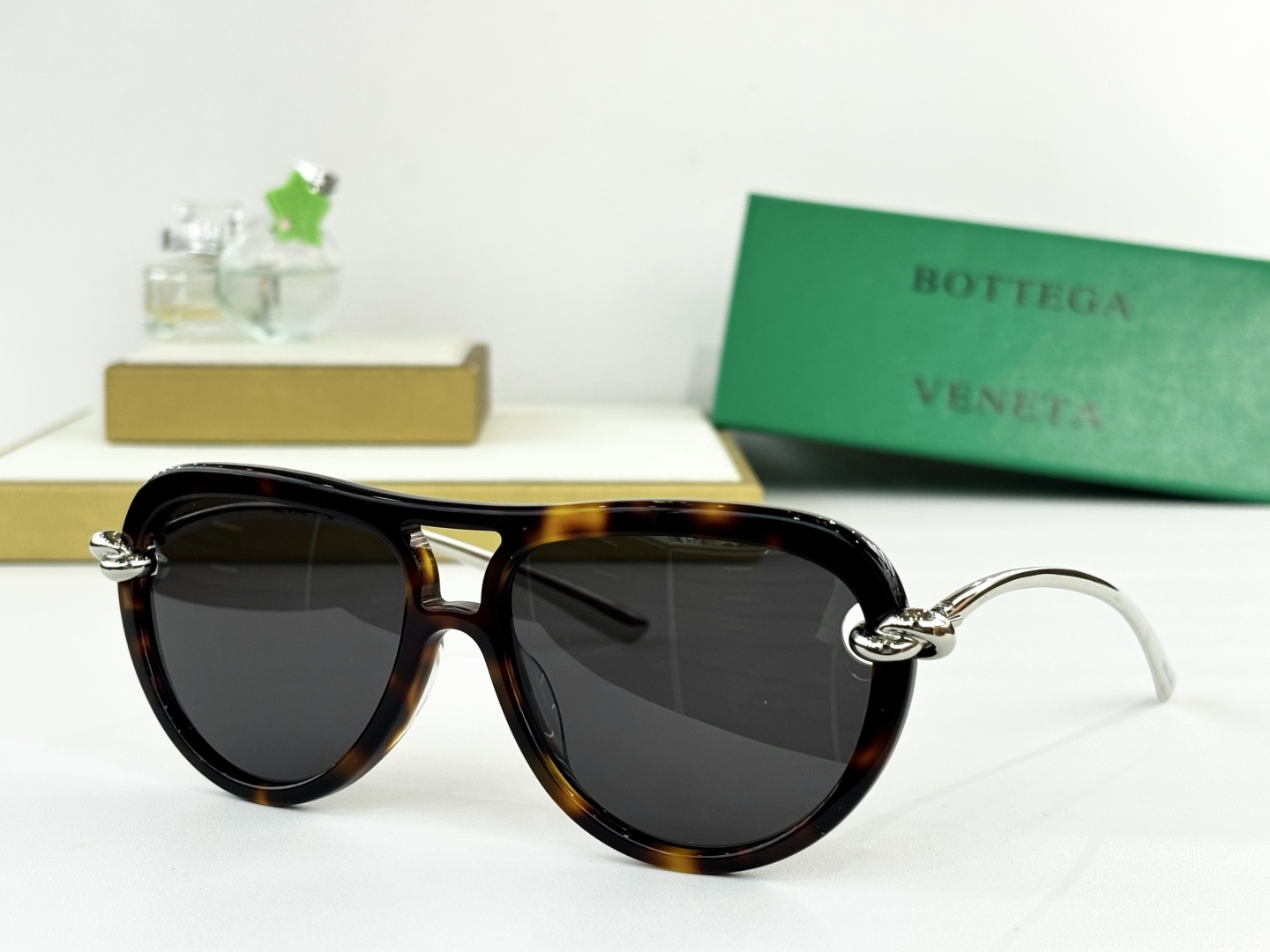 Bottega Venet*MODEL：BV1418SSIZE：58口15-145