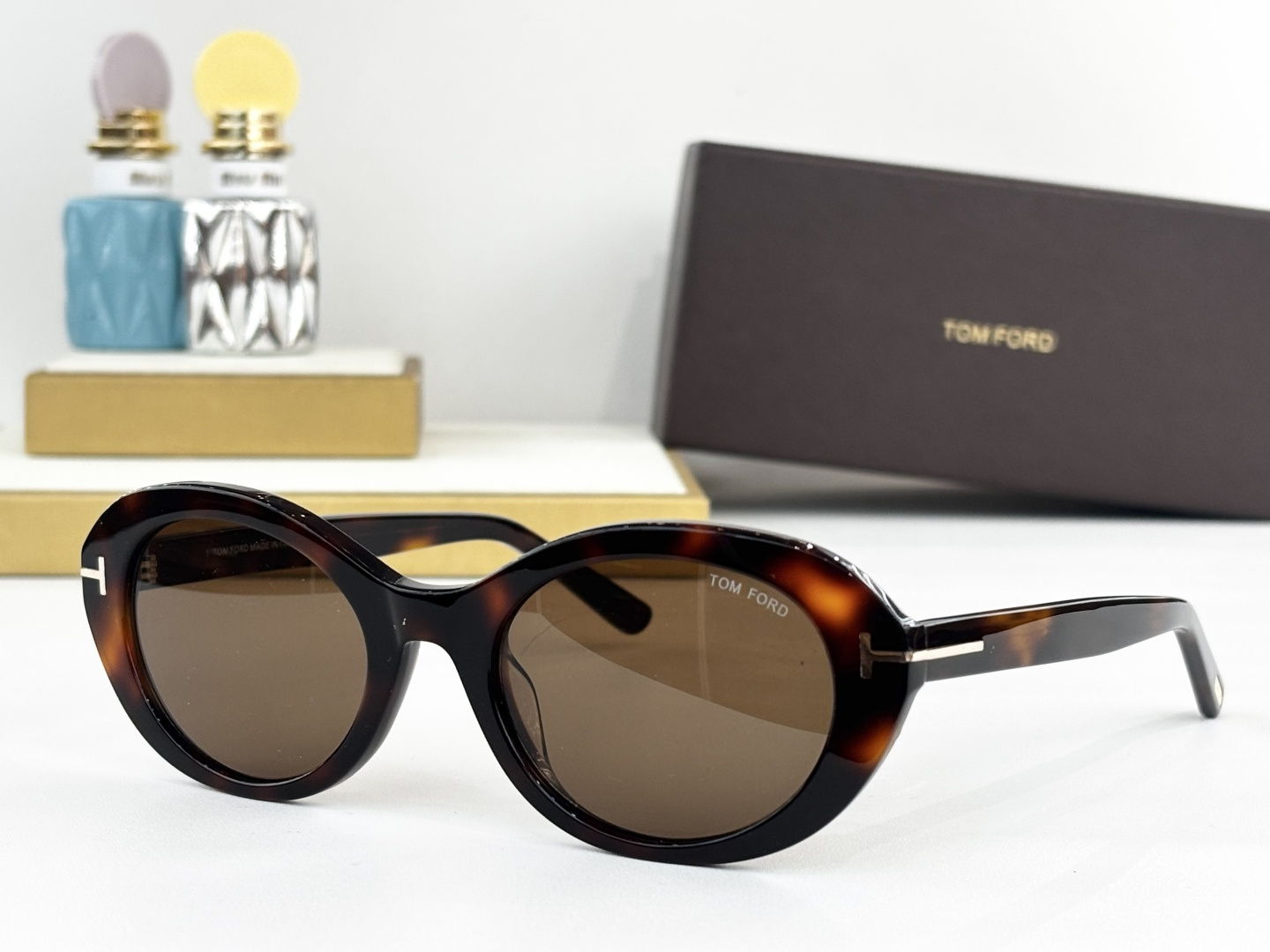 TOM FORDMOD：FT1172Size：54口21 140