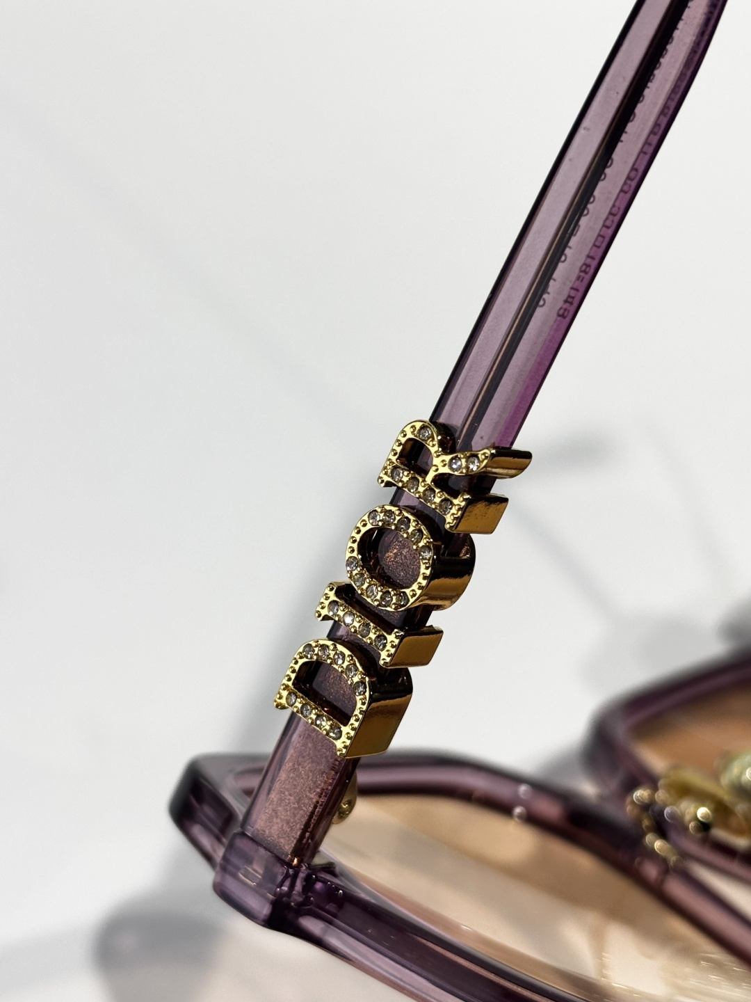 DIORMODEL: Treasure S1ISIZE:55口18-145