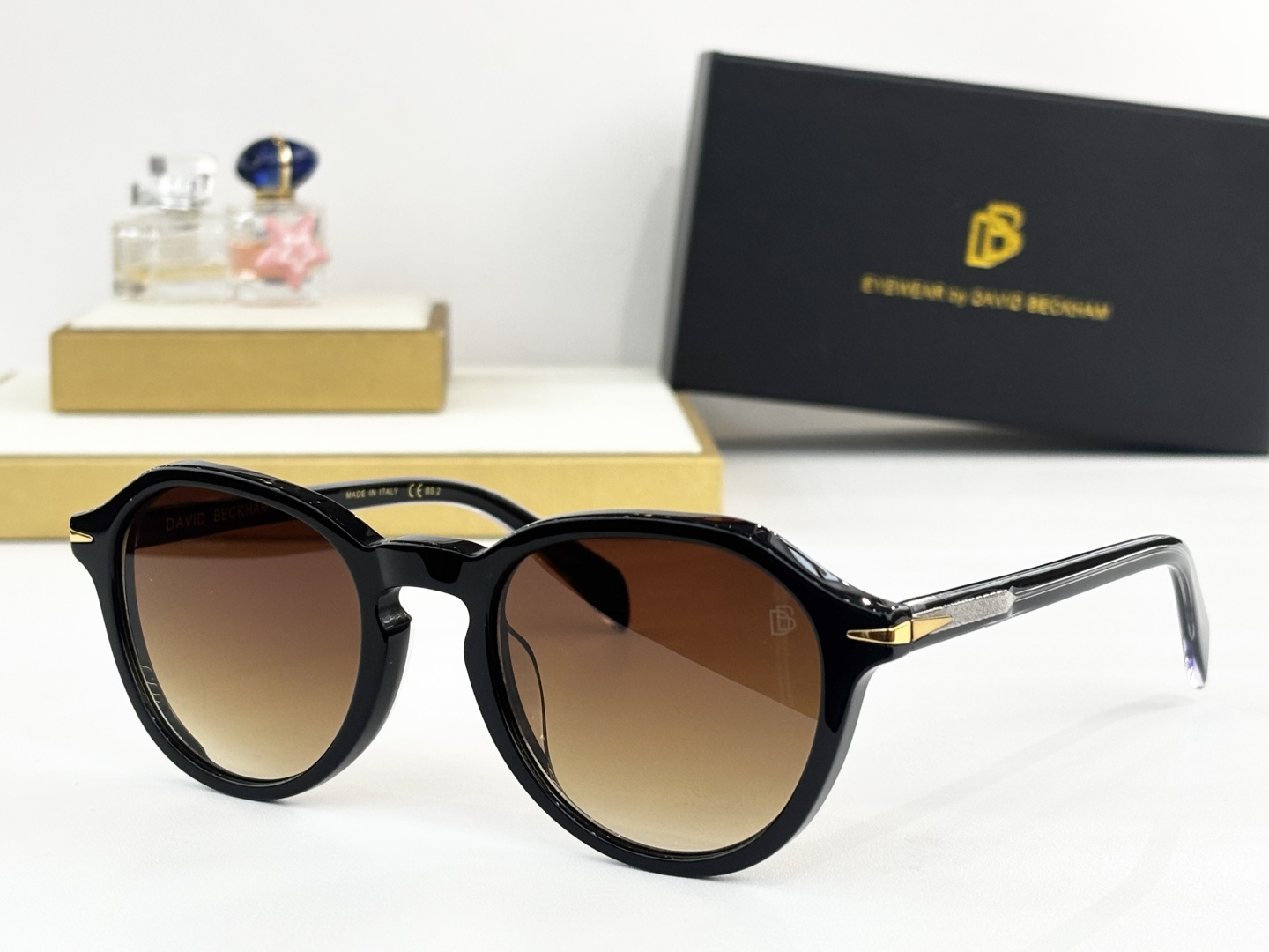 DAVID BECKHAMMOD：DB7078/SSize：52口22 145