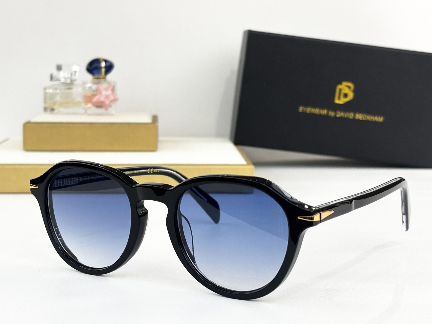 DAVID BECKHAMMOD：DB7078/SSize：52口22 145