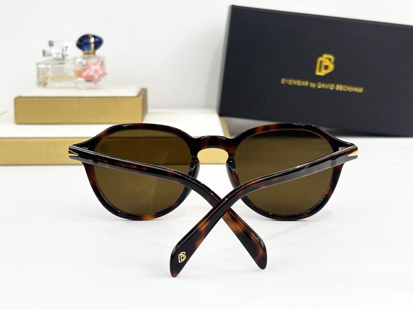 DAVID BECKHAMMOD：DB7078/SSize：52口22 145