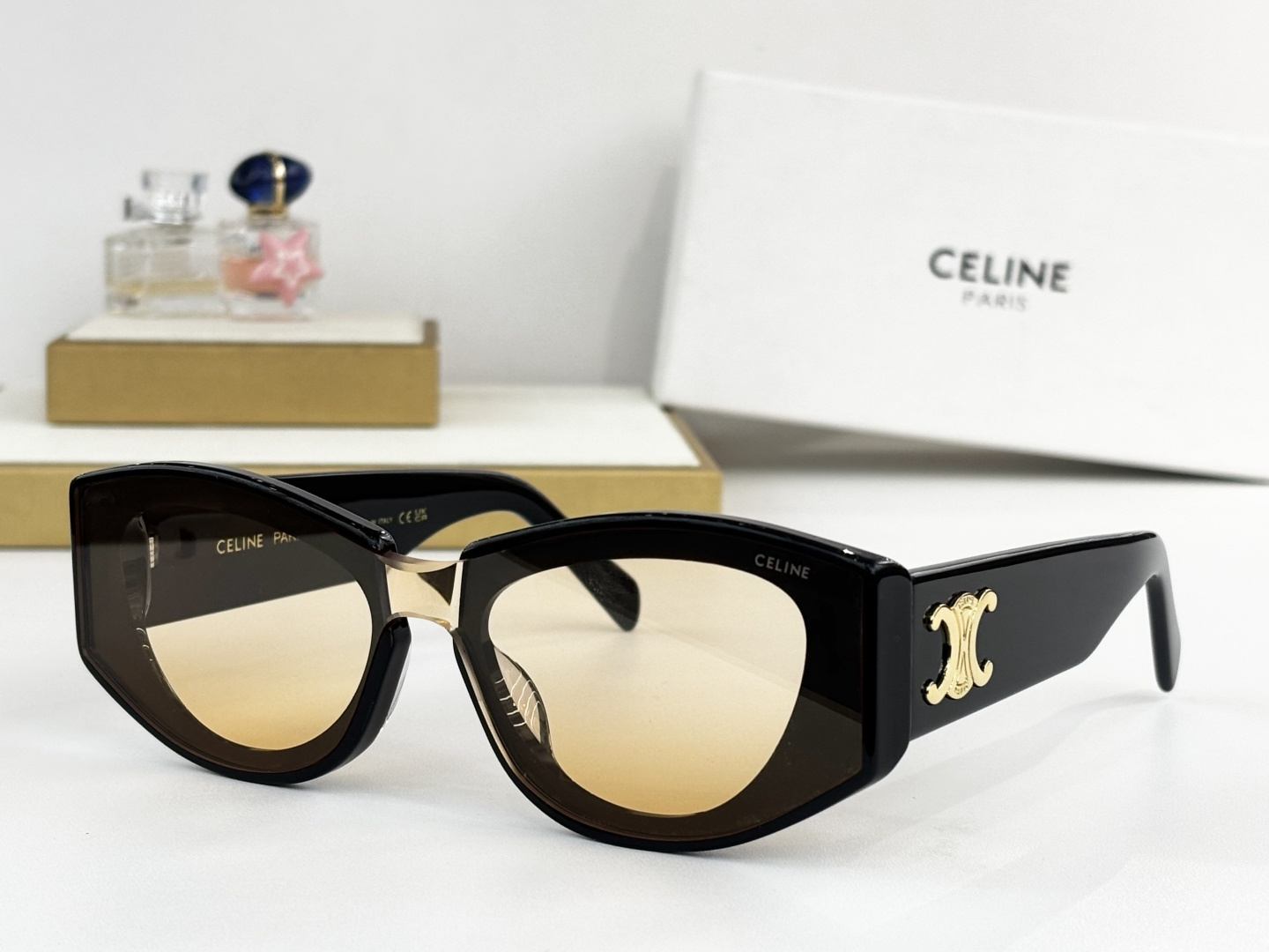 CELINEMOD：CL1739LUSize：53口19 145