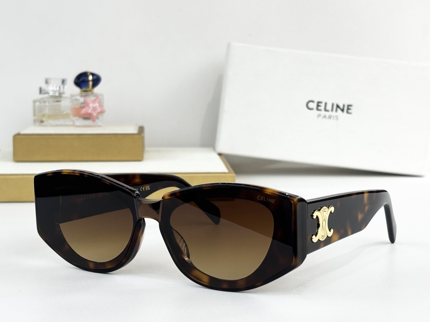 CELINEMOD：CL1739LUSize：53口19 145