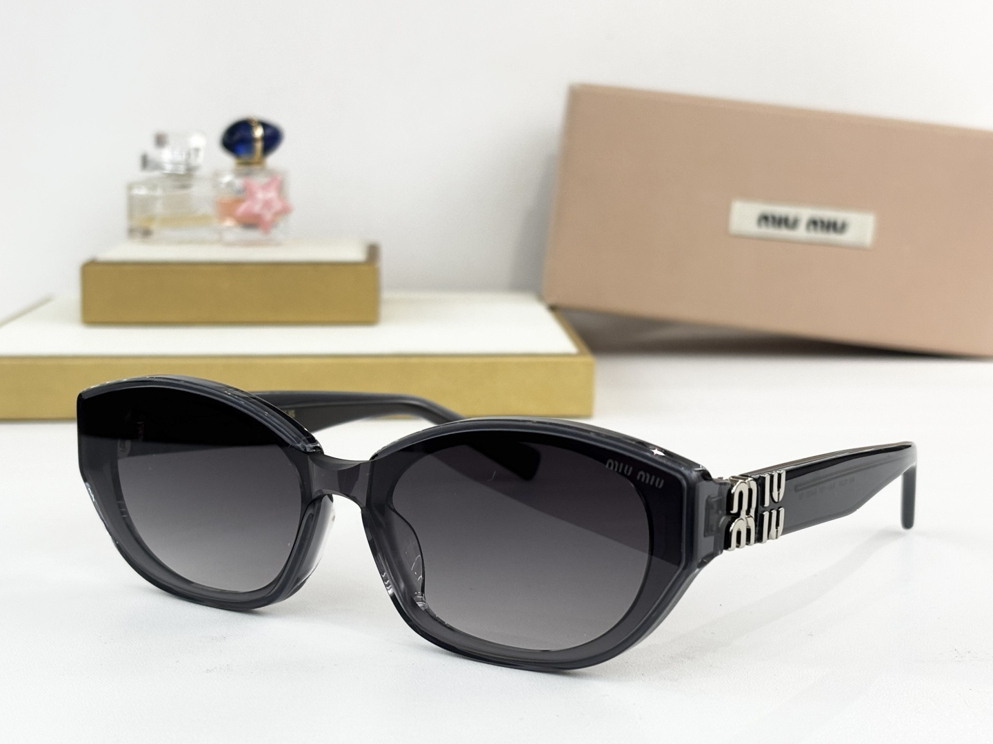 MIU MI*MOD：MU 152AVSize：54口20 138