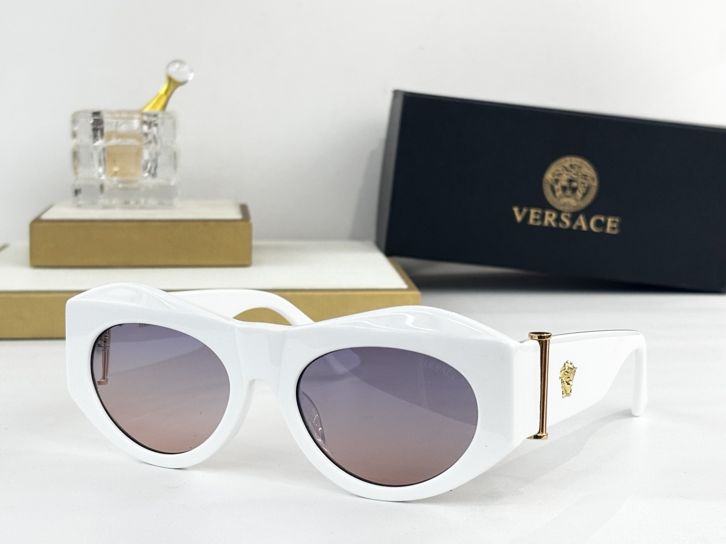 VERSACEMOD：VE4477USize：54口20 143