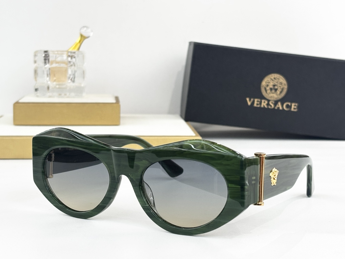 VERSACEMOD：VE4477USize：54口20 143