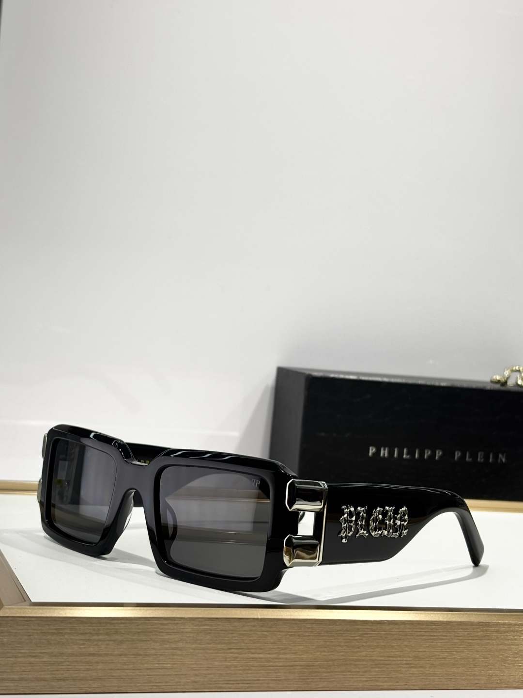 PHILIPP PLEINMODEL:129VSIZE:54口22-145