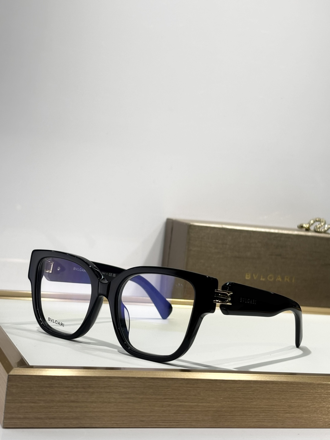 BVLGARIMOD：BV50046ISize：52口19 130