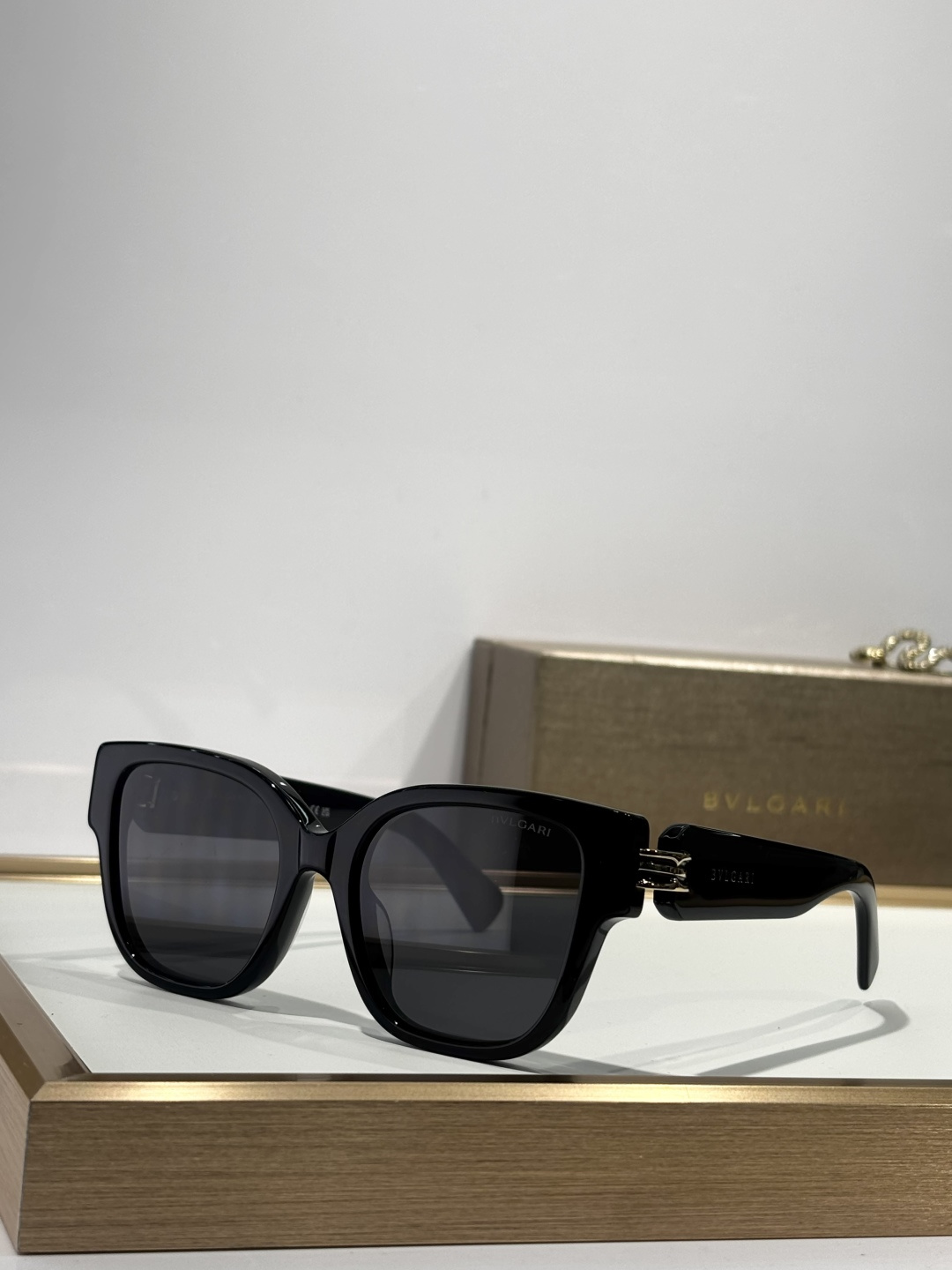 BVLGARIMOD：BV50046ISize：52口19 130