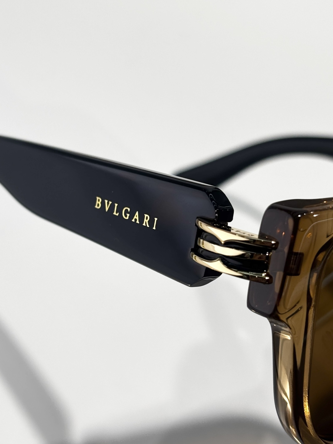 BVLGARIMOD：BV50046ISize：52口19 130