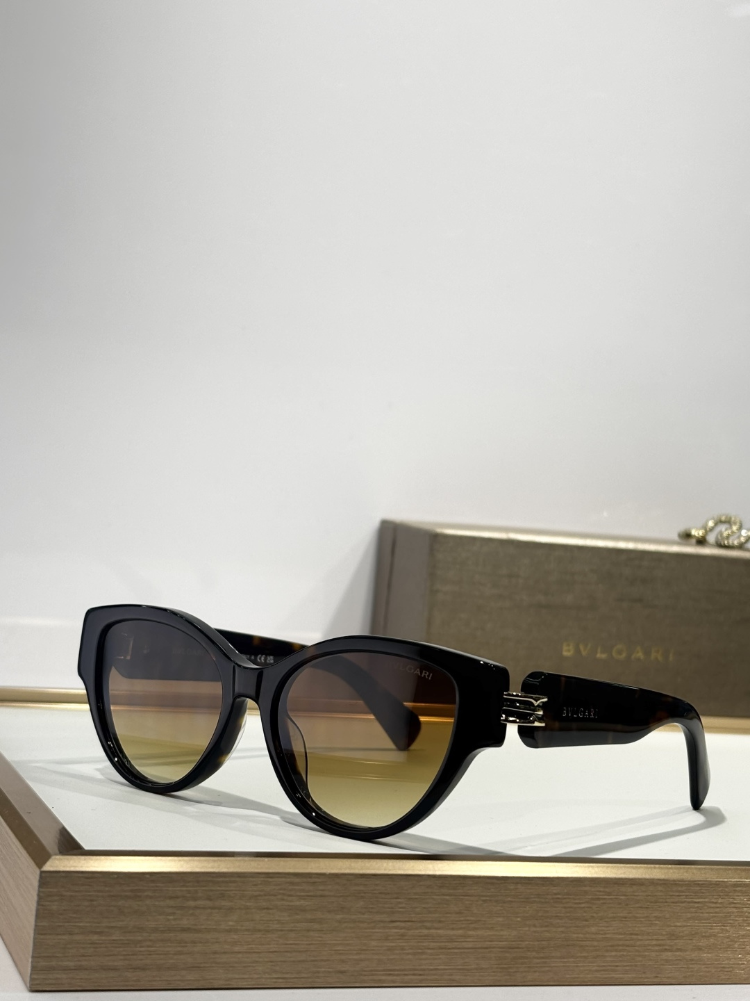 BVLGARIMOD：BV50045ISize：53口19 130