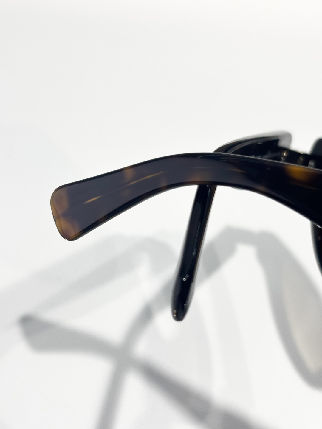 BVLGARIMOD：BV50045ISize：53口19 130