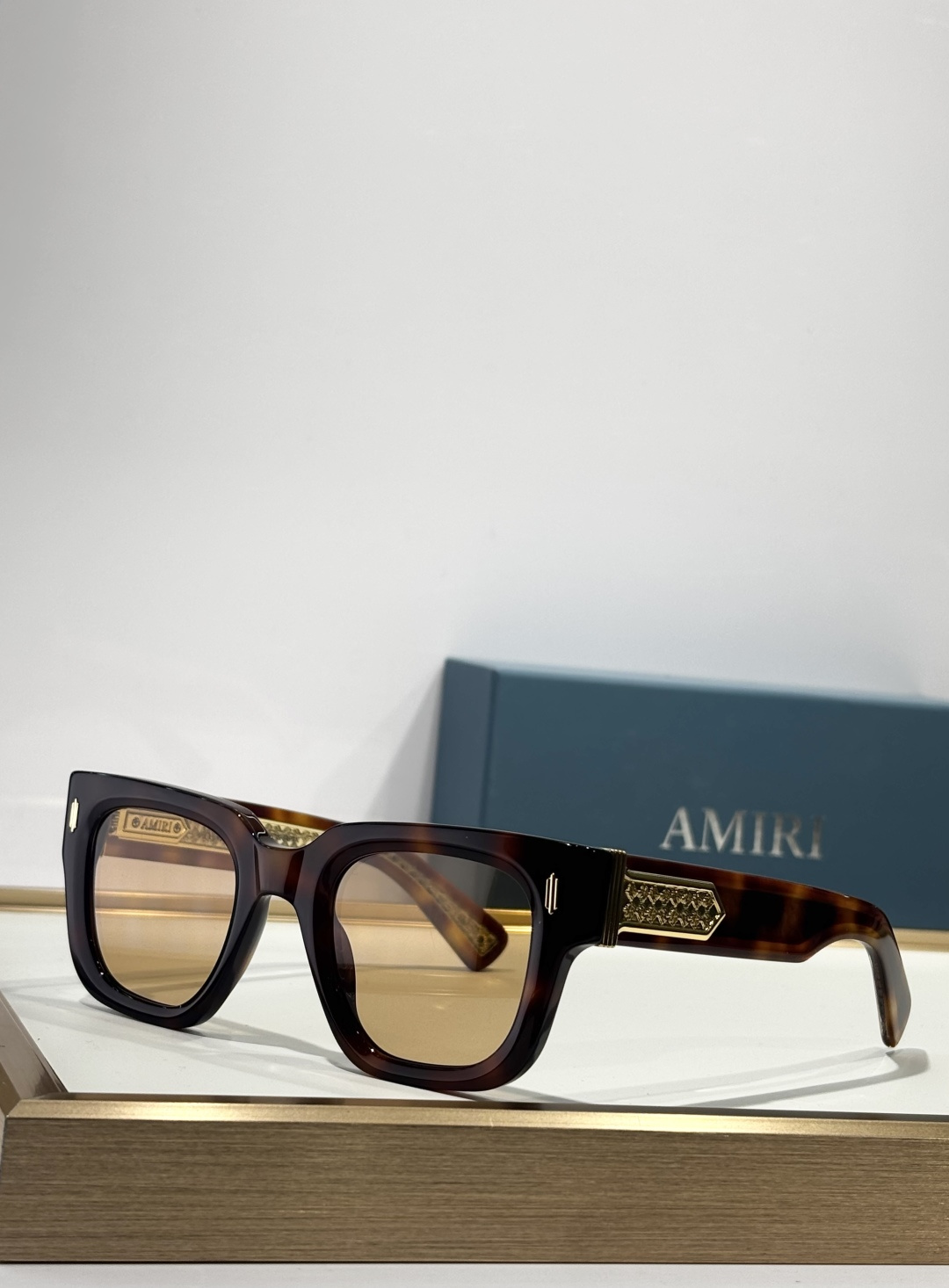 AMIRIOriginal Mod: MulhollandSize:50口24-145美国时装潮牌用料考