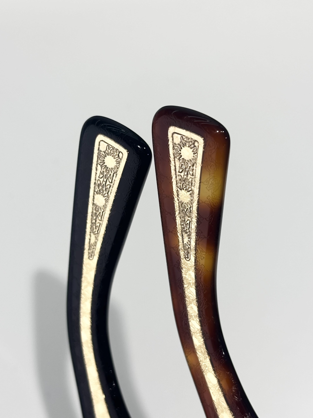 AMIRIOriginal Mod: MulhollandSize:50口24-145美国时装潮牌用料考