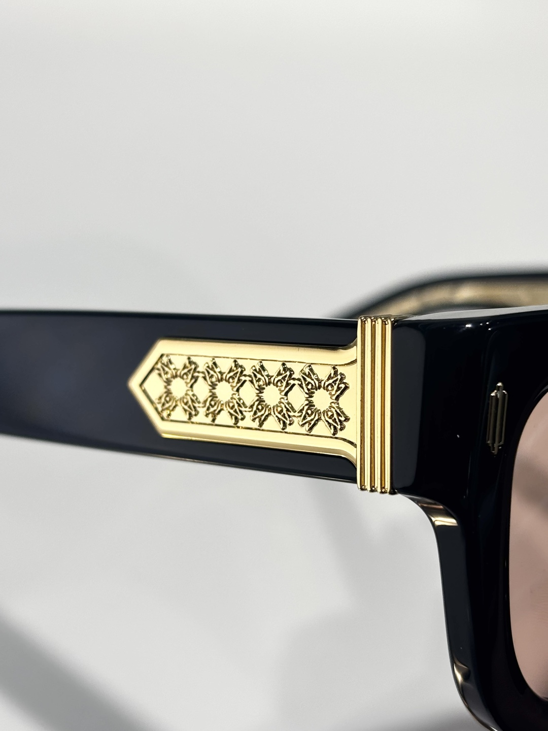 AMIRIOriginal Mod: MulhollandSize:50口24-145美国时装潮牌用料考