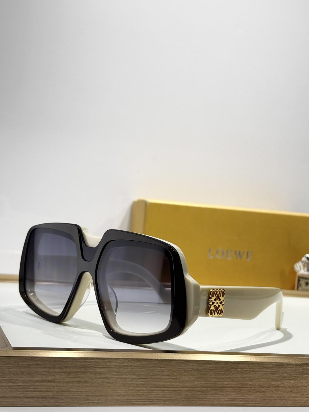 LoeweMODEL：LW40194ISIZE：141口0-140