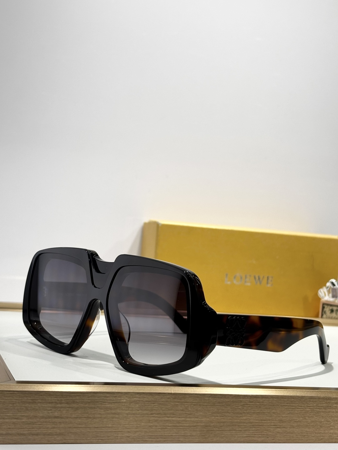 LoeweMODEL：LW40194ISIZE：141口0-140