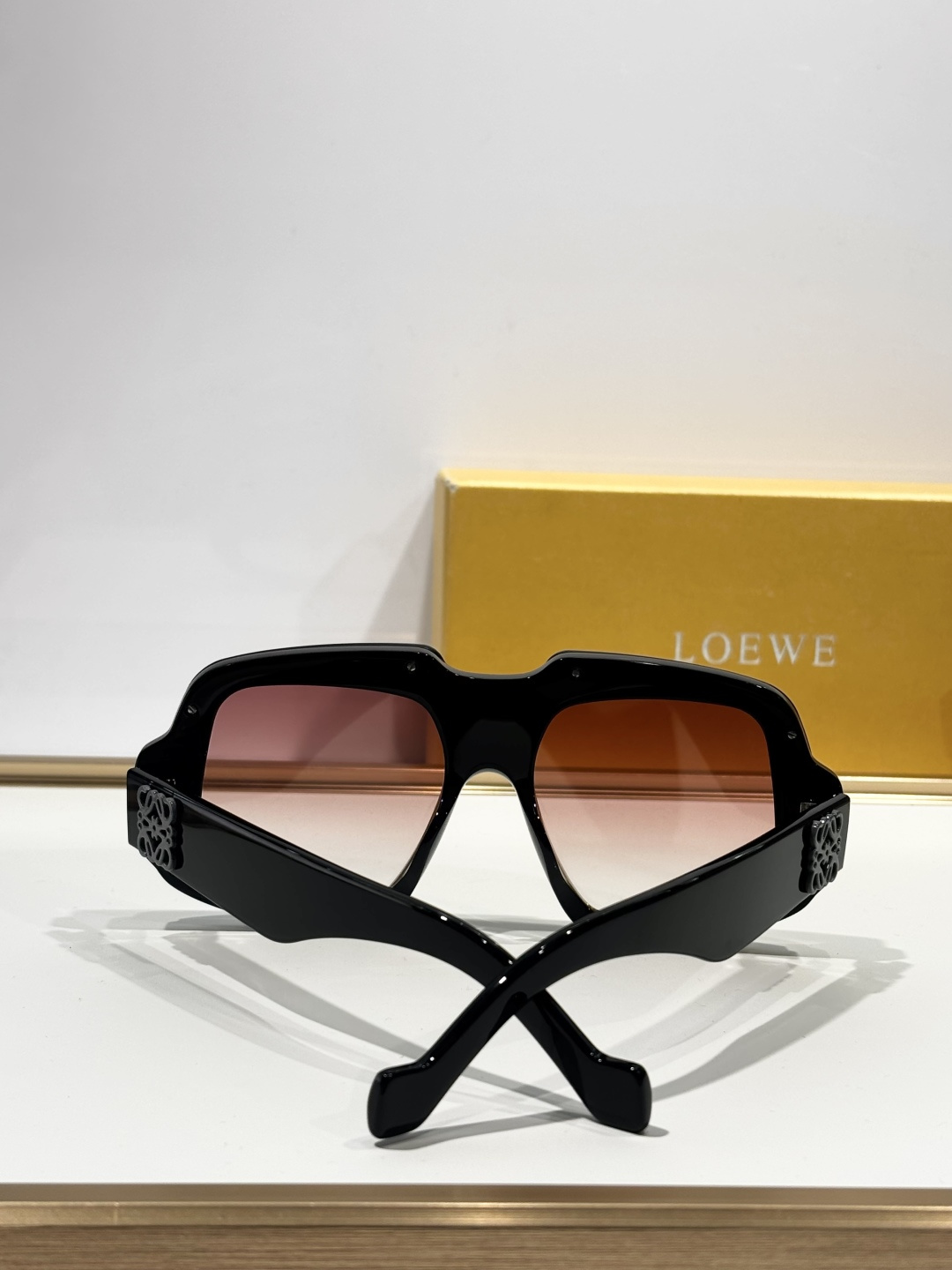 LoeweMODEL：LW40194ISIZE：141口0-140