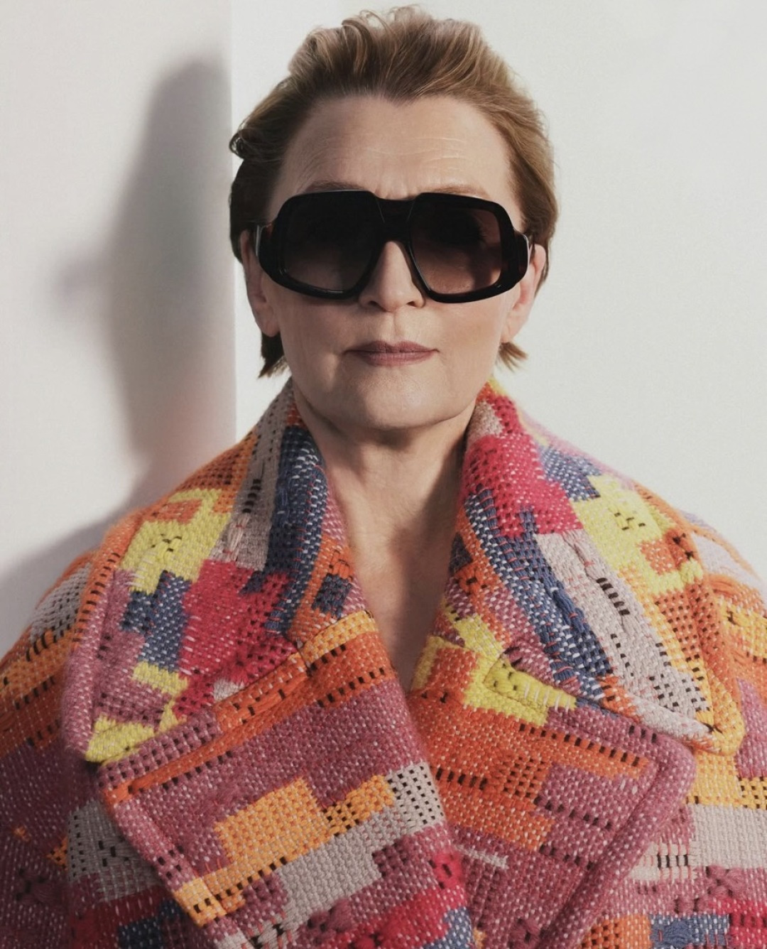 LoeweMODEL：LW40194ISIZE：141口0-140