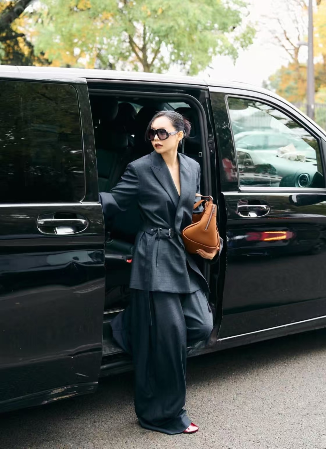 LoeweMODEL：LW40194ISIZE：141口0-140