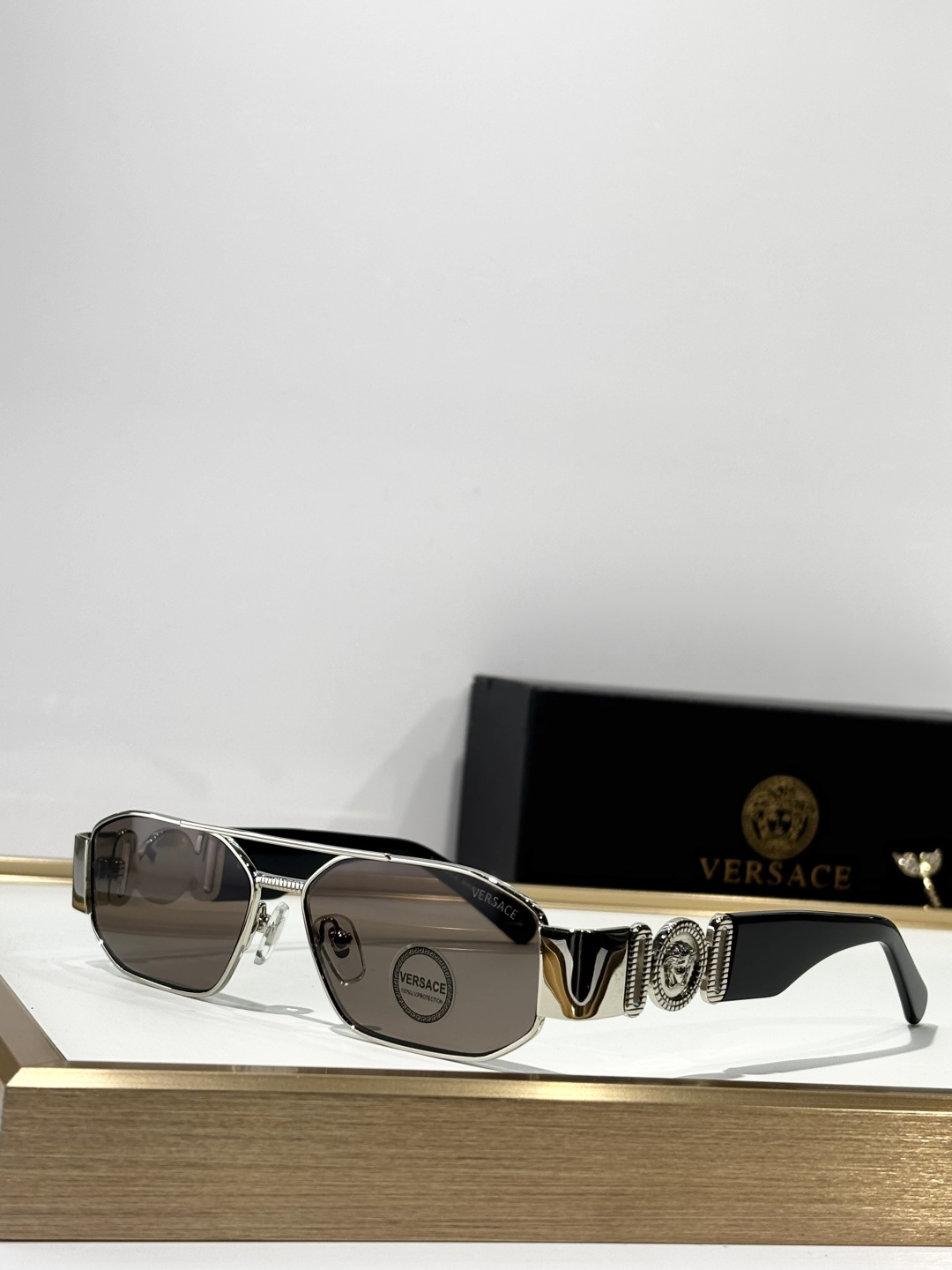 VERSAC*MODEL：VE2287SIZE：54口15-144