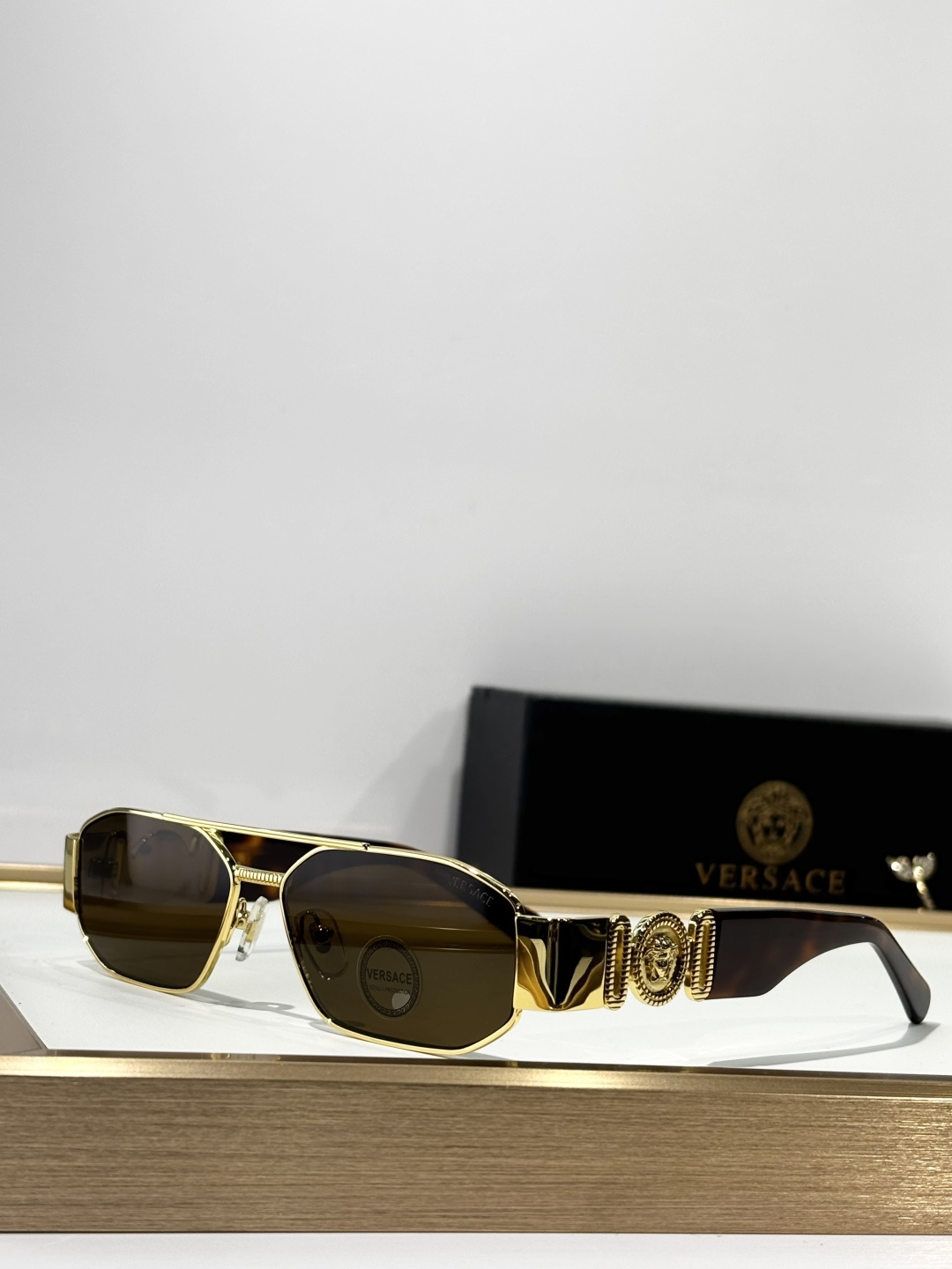 VERSAC*MODEL：VE2287SIZE：54口15-144