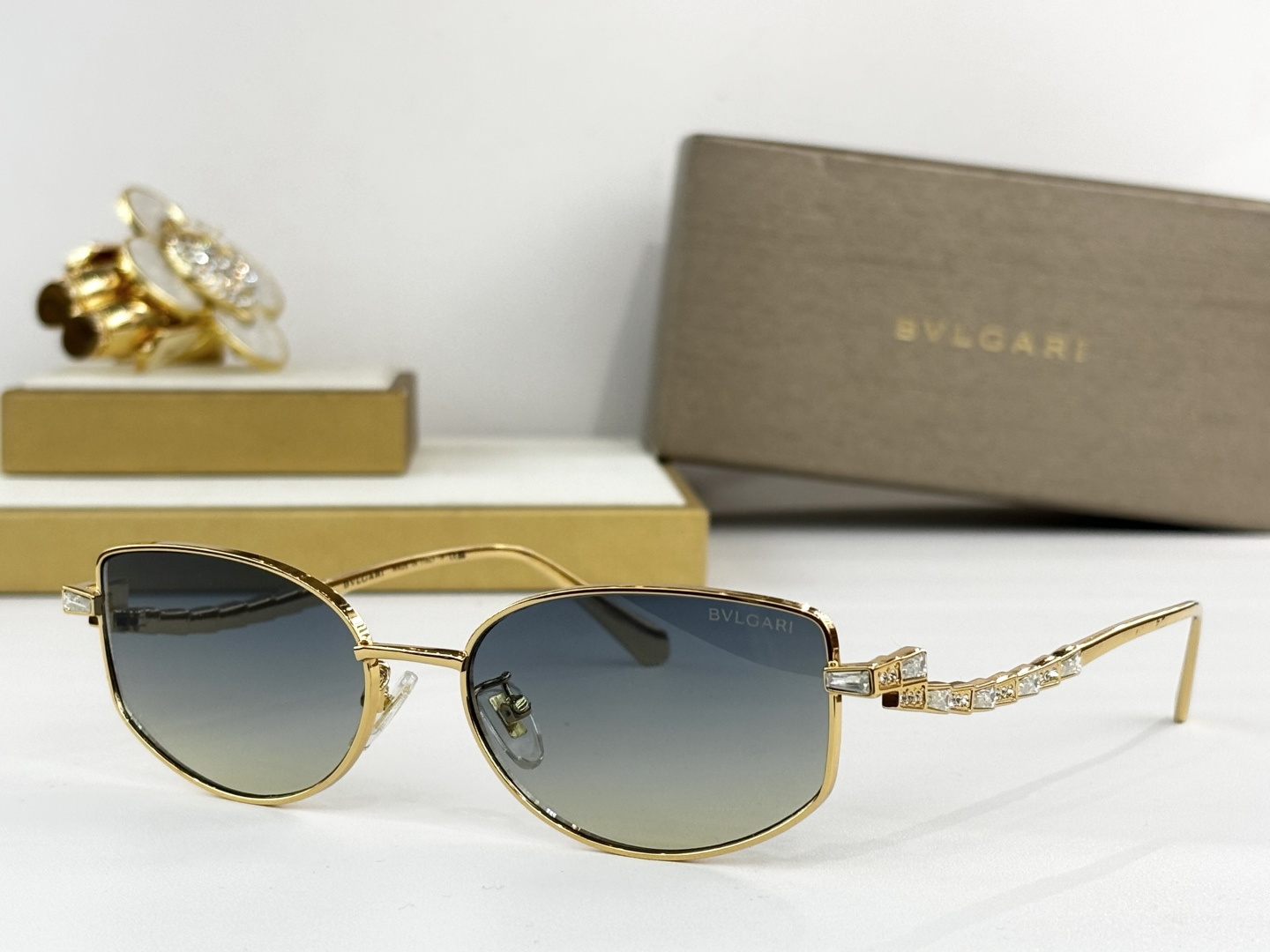 BVLGAR*MODEL：BV 1803LUSIZE：56口17-142