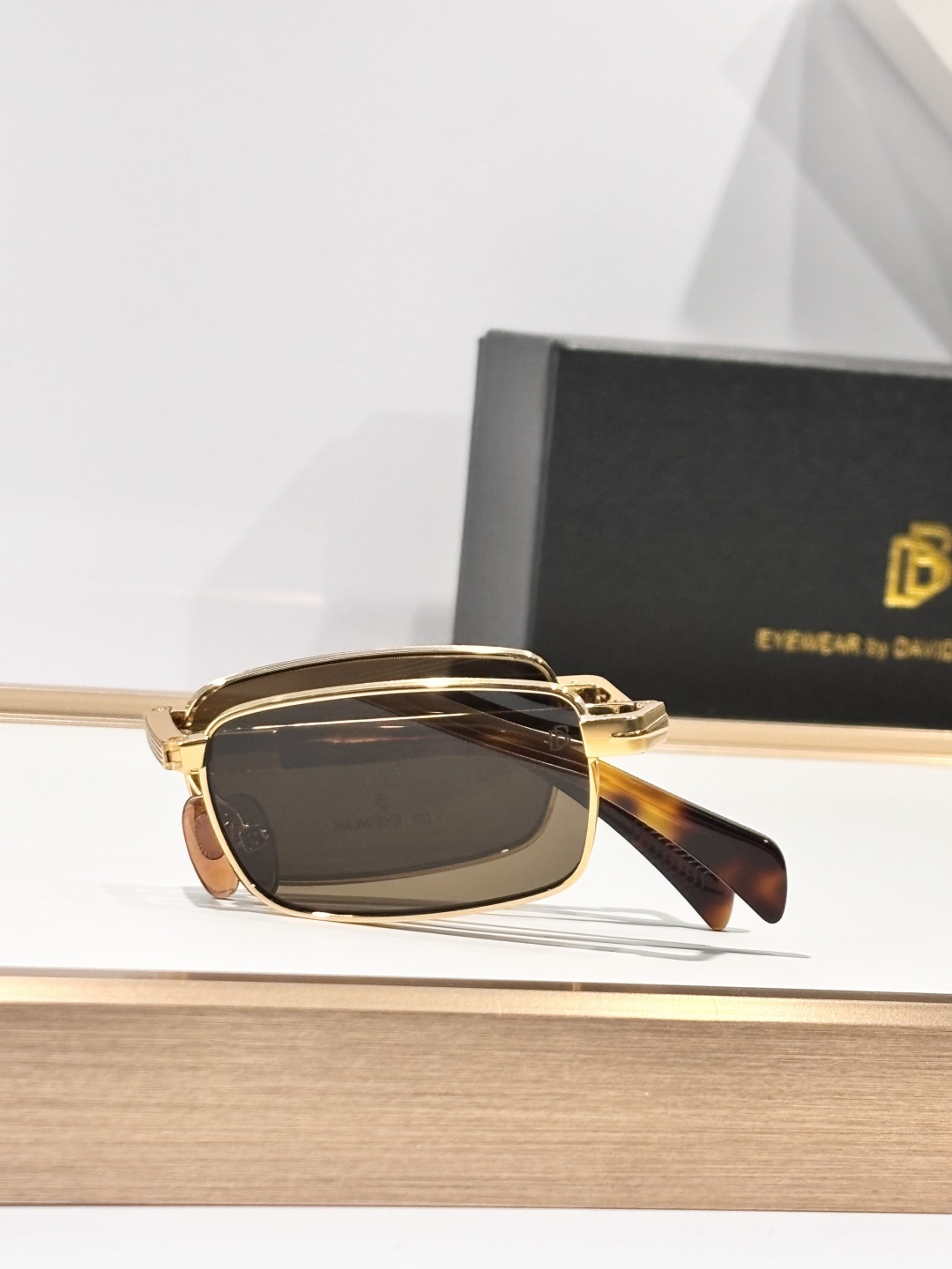 DAVID BECKHAMMOD：DB99Size：53口21-145