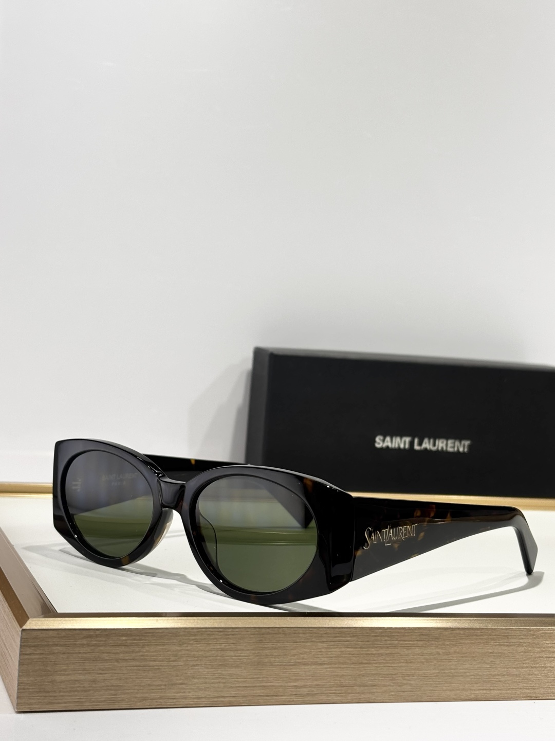 SAINT LAUREN*MODEL：SL 831SIZE：54口22-145
