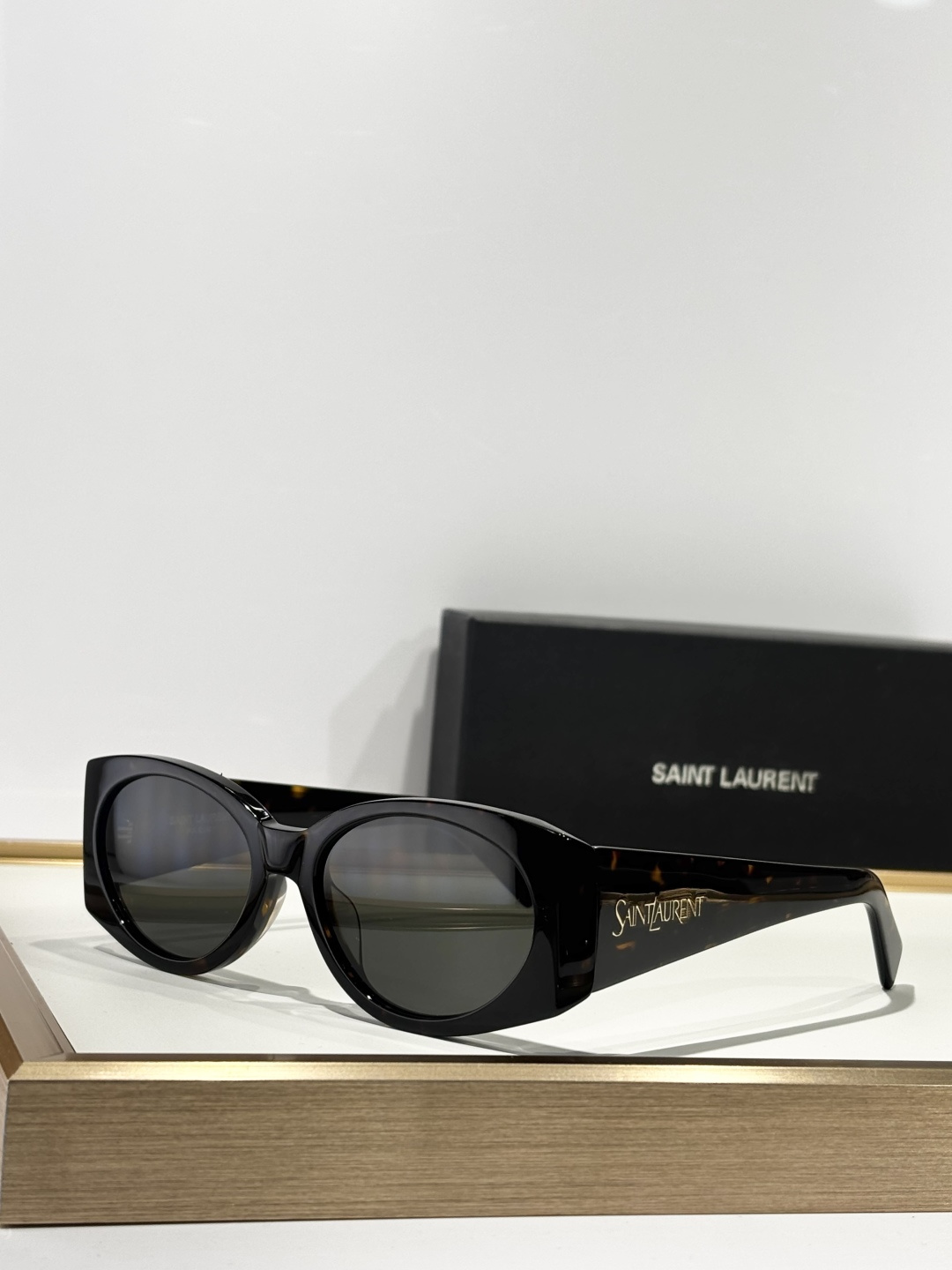 SAINT LAUREN*MODEL：SL 831SIZE：54口22-145