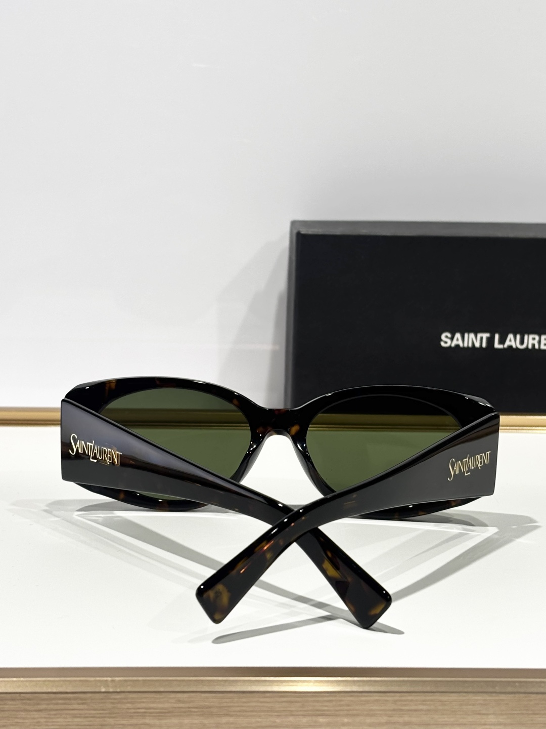 SAINT LAUREN*MODEL：SL 831SIZE：54口22-145