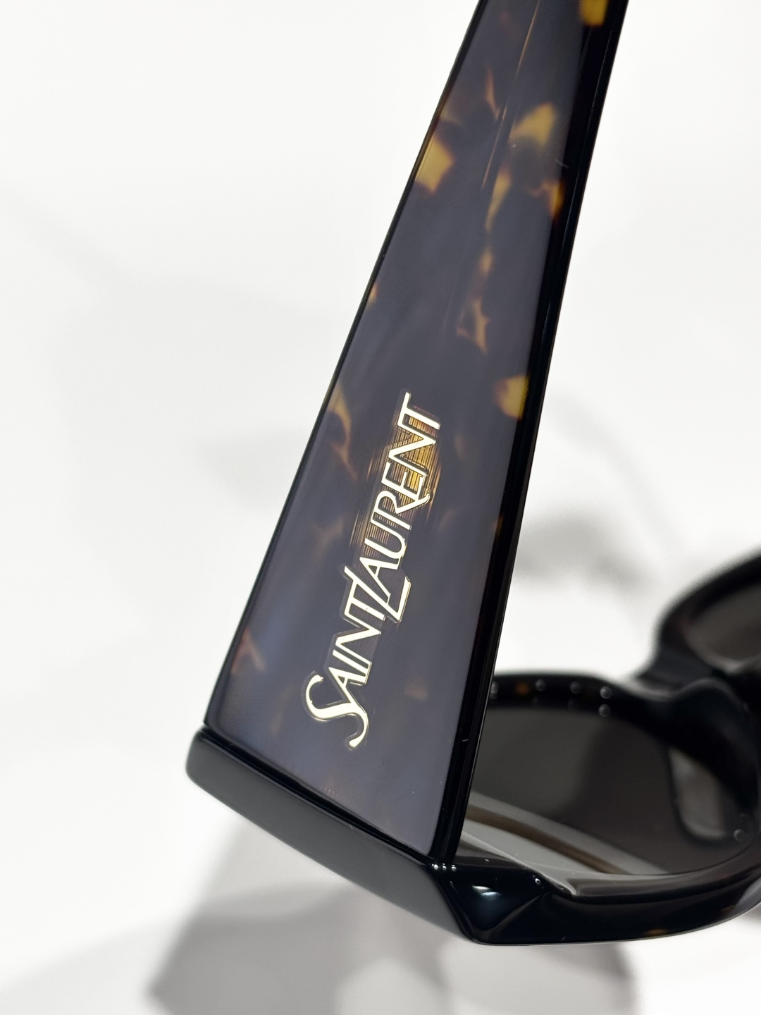 SAINT LAUREN*MODEL：SL 831SIZE：54口22-145