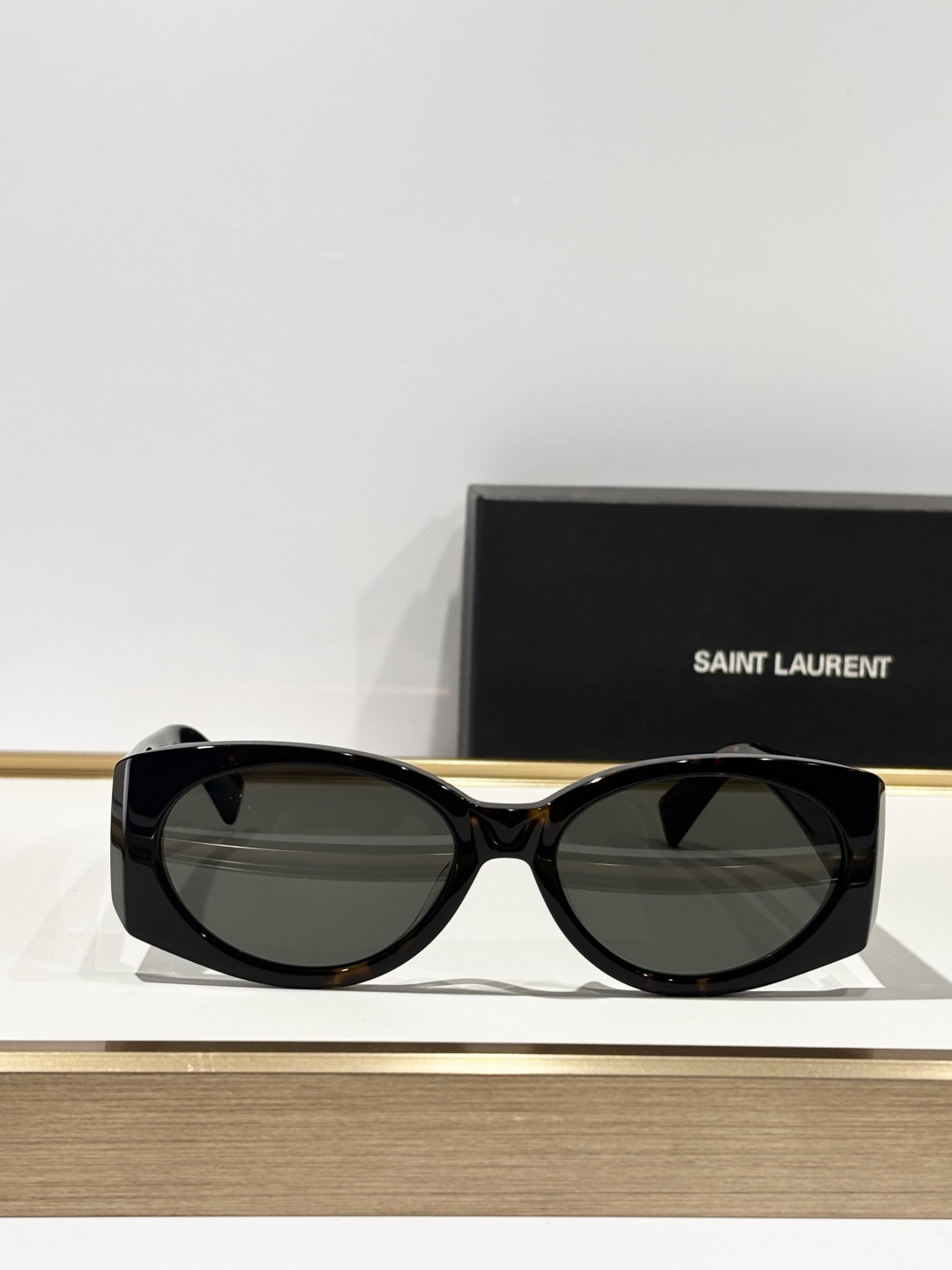 SAINT LAUREN*MODEL：SL 831SIZE：54口22-145