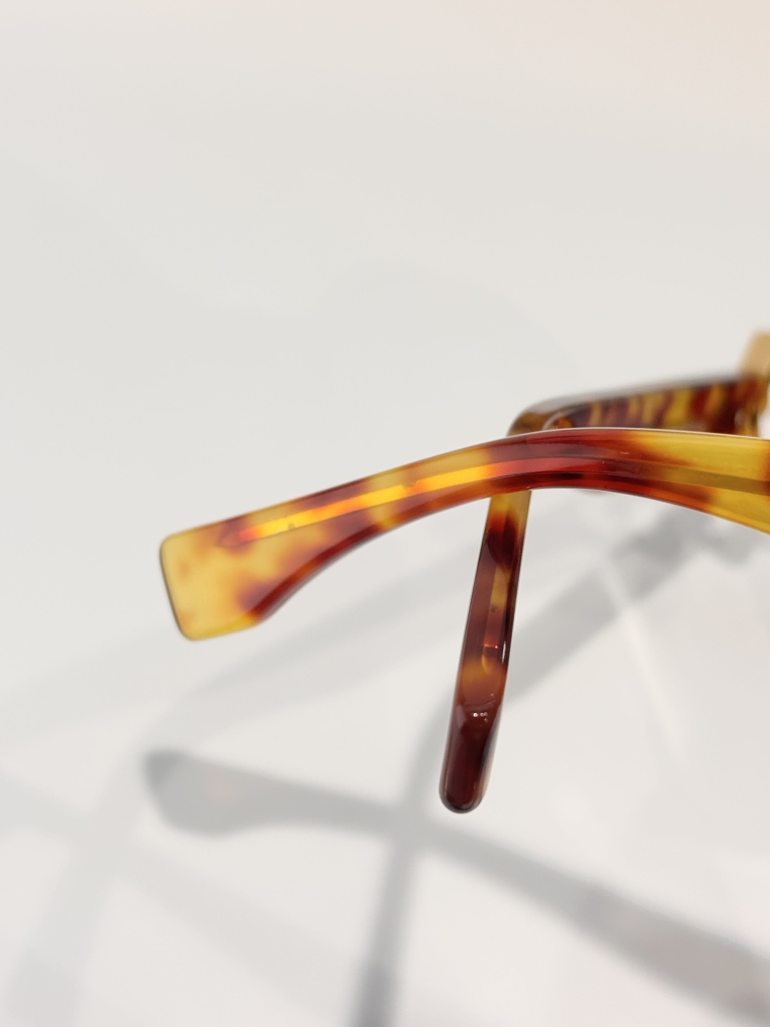 FENDIMODEL: FE40140USIZE:55口20-140