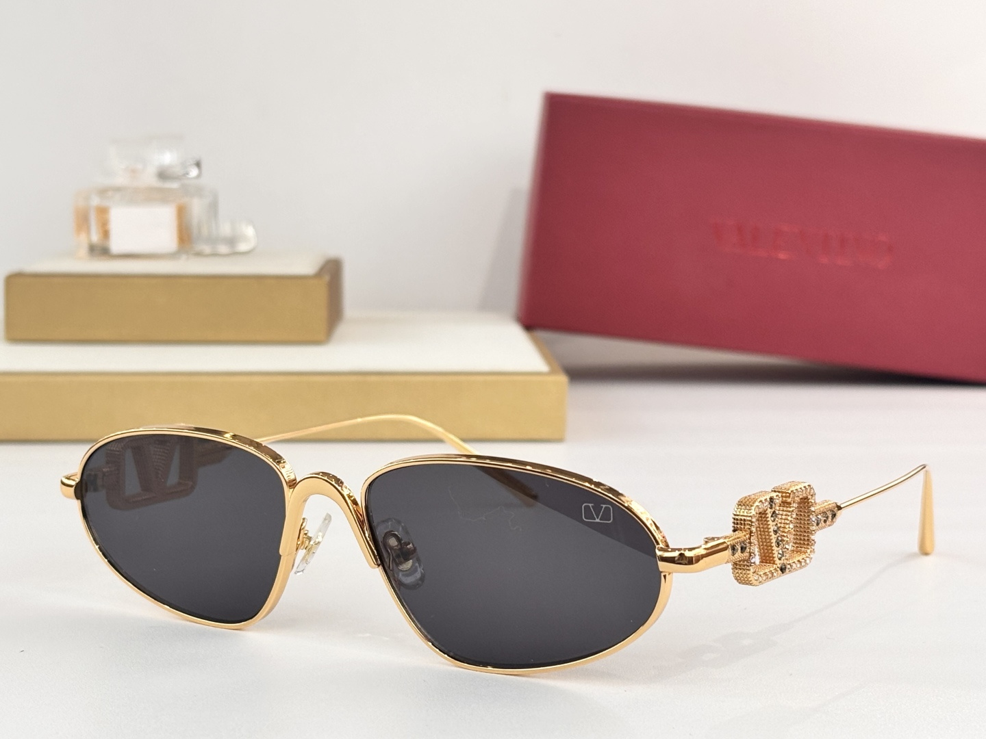 ValentinoMODEL：VLS1743SIZE：57口17-145