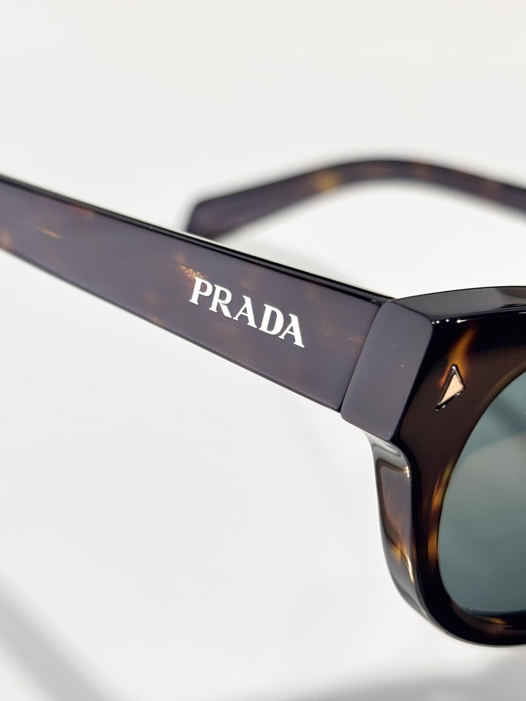 Prada PRADA