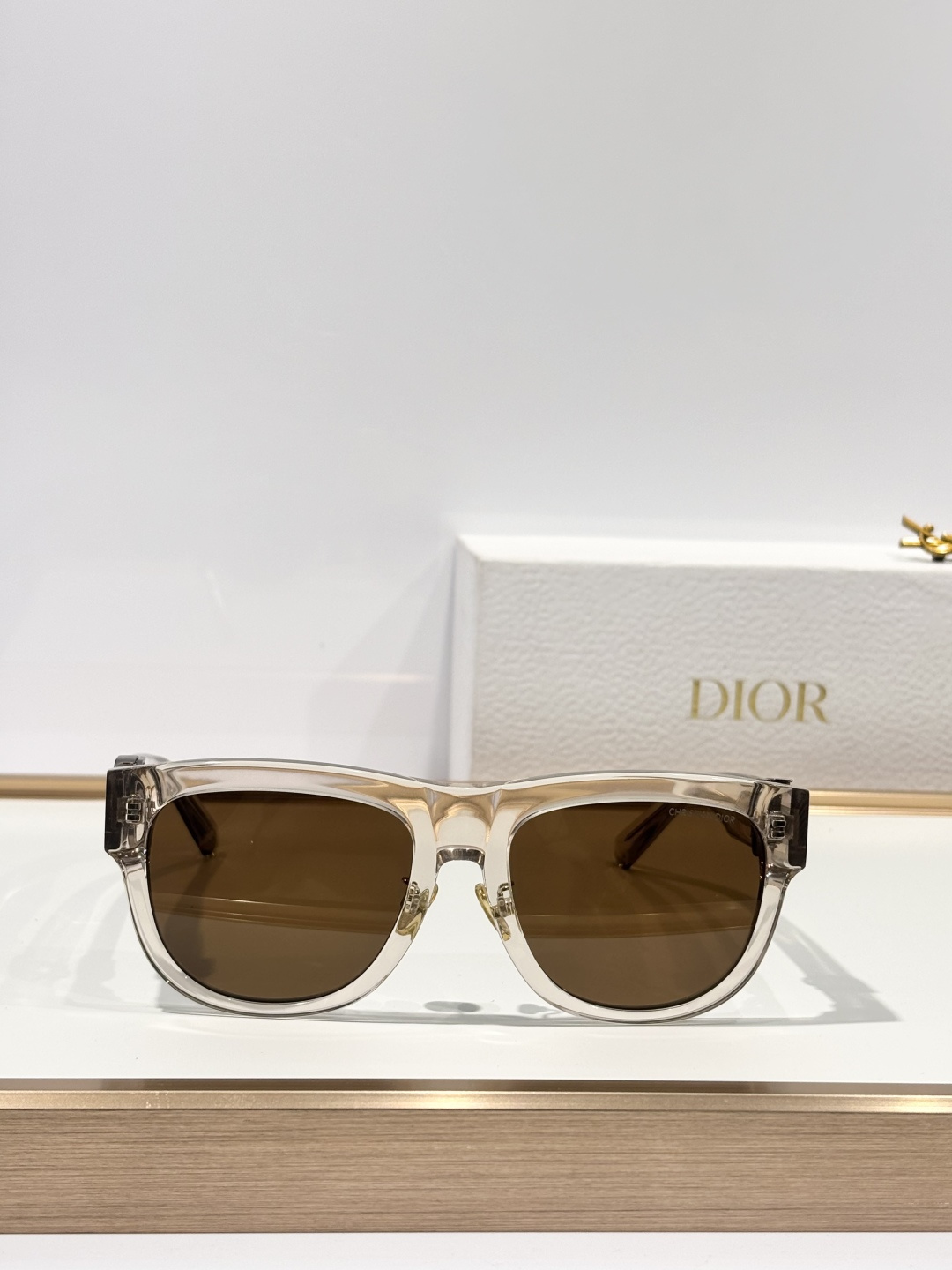 DIORMOD：DiorOblique S4FSize：55口19 150