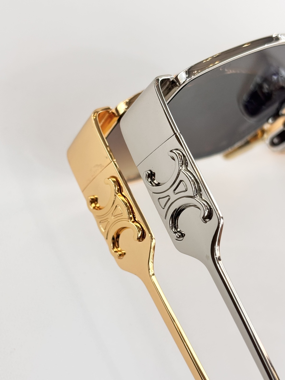 𝘾𝙀𝙇𝙄𝙉𝙀 MOD：CL1577LUSize:57口17-145