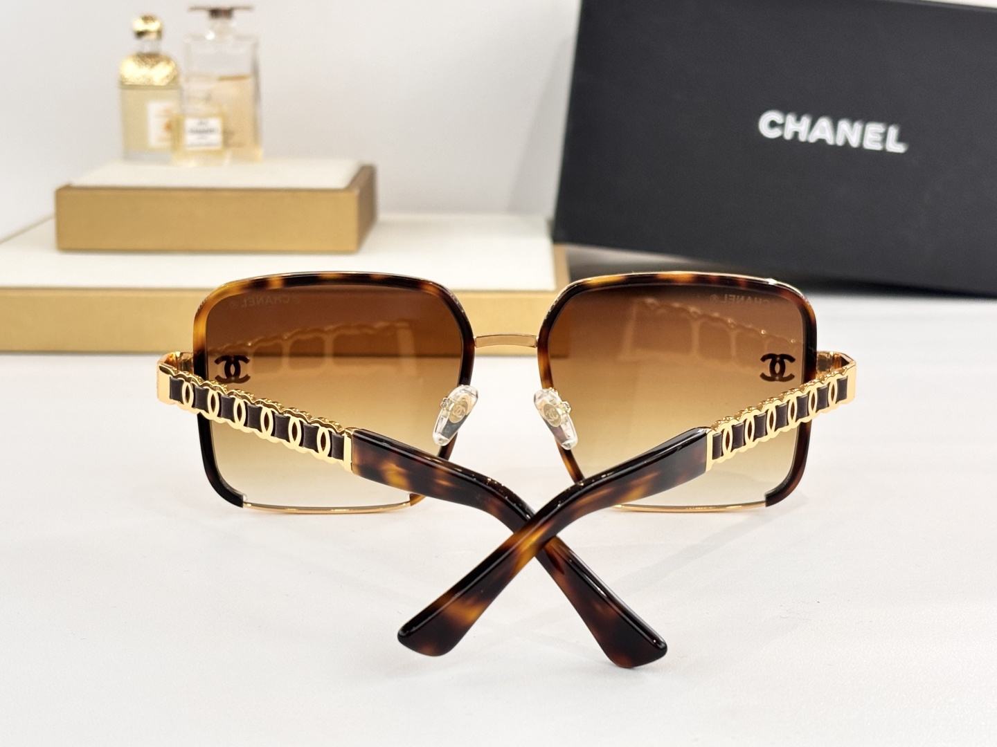 CHANE*MODEL：A95104SIZE：56口18-143