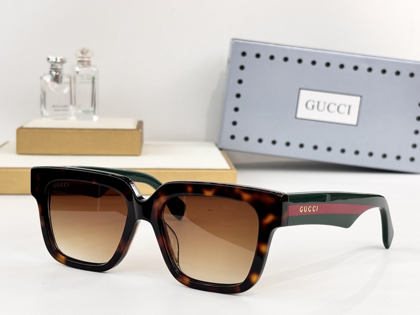 GUCCIMOD：GG1626SSize：54口18 145