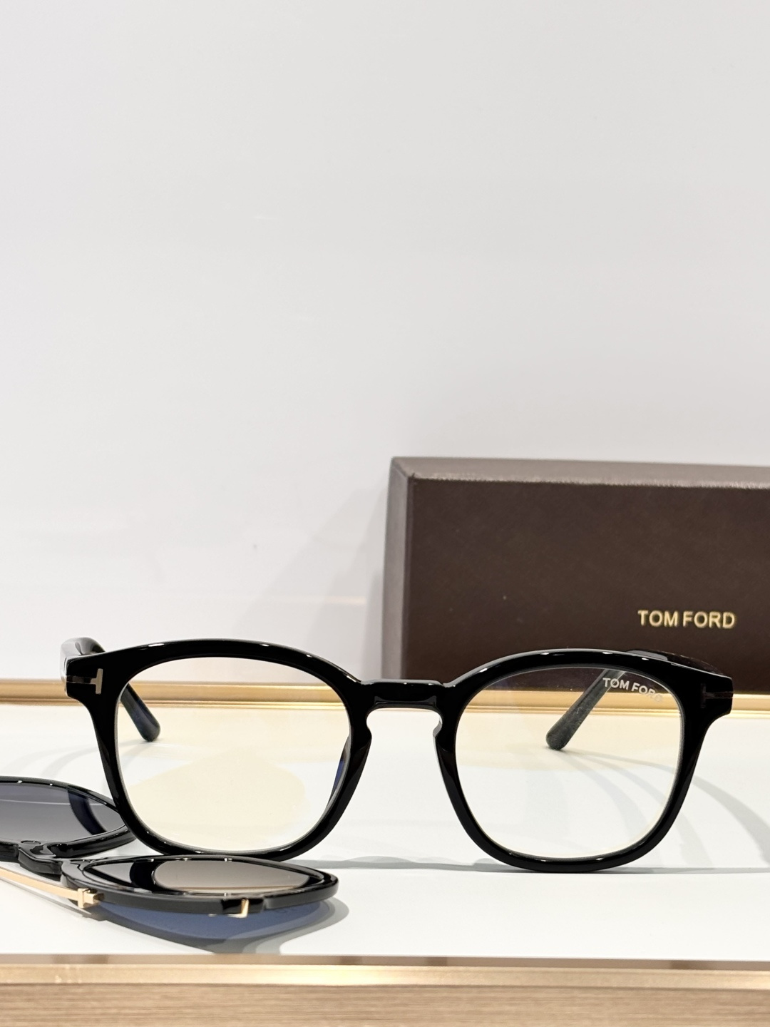 Tom Ford TOM FORD