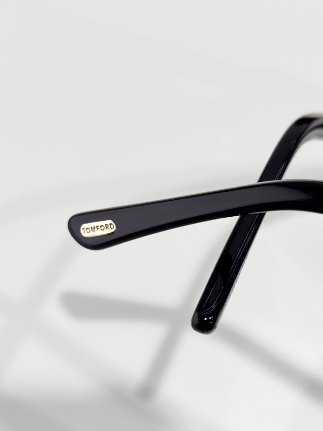 Tom Ford TOM FORD